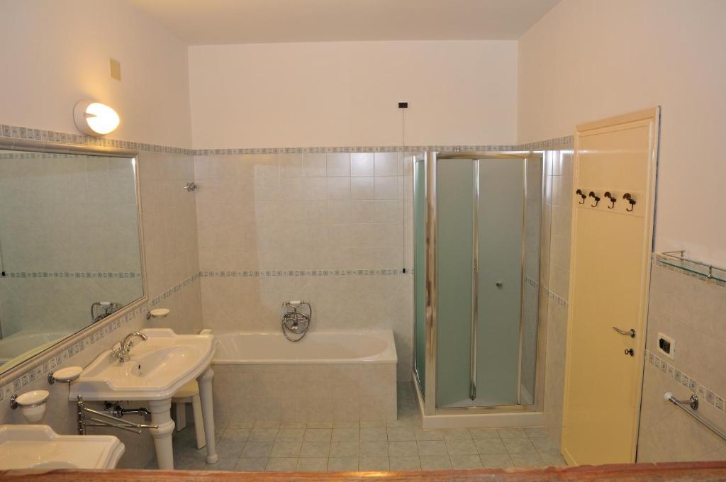 פורטה דיי מארמי Hotel Tirreno חדר תמונה