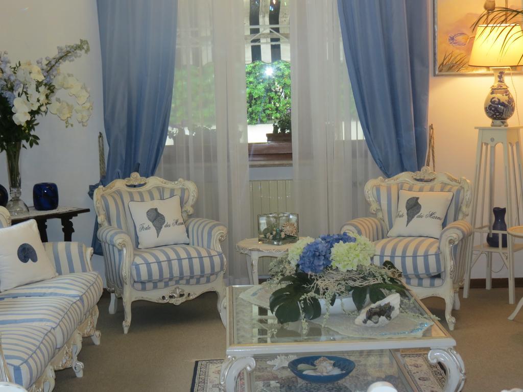 פורטה דיי מארמי Hotel Tirreno מראה חיצוני תמונה