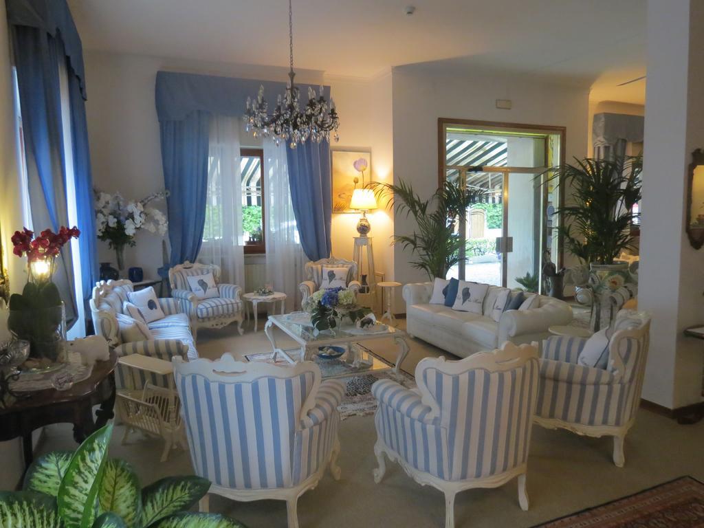 פורטה דיי מארמי Hotel Tirreno מראה חיצוני תמונה