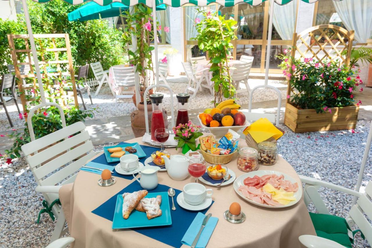 פורטה דיי מארמי Hotel Tirreno מראה חיצוני תמונה