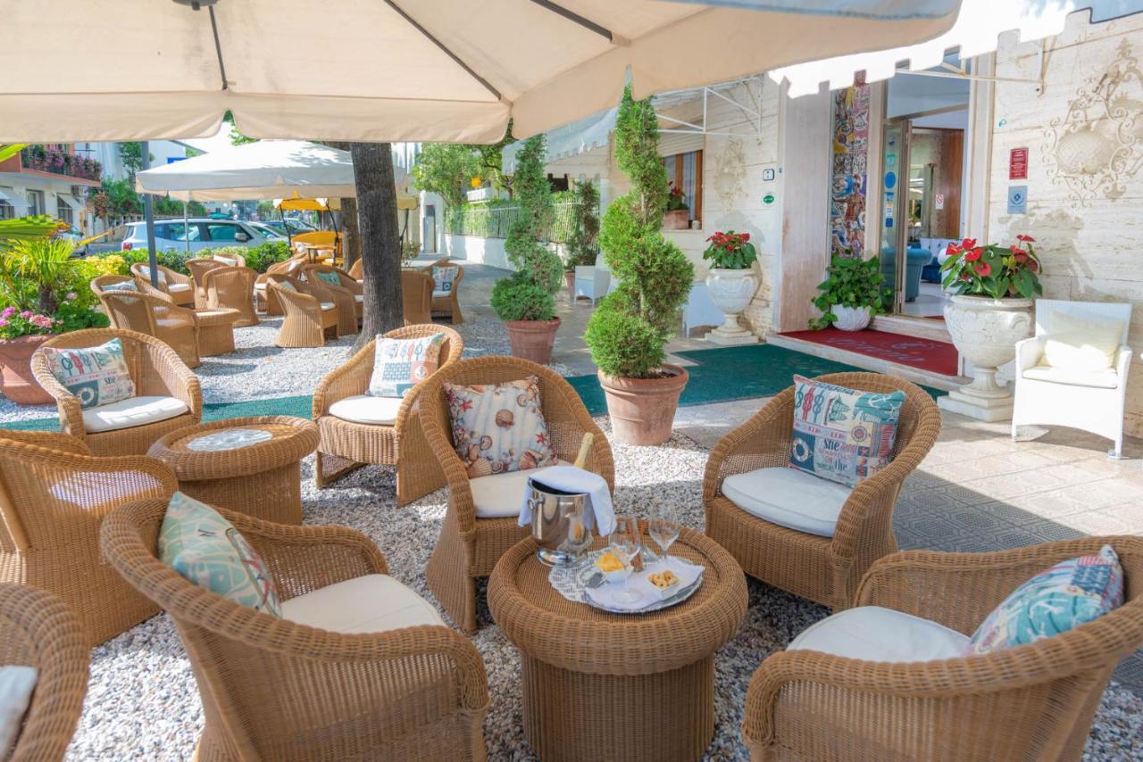 פורטה דיי מארמי Hotel Tirreno מראה חיצוני תמונה